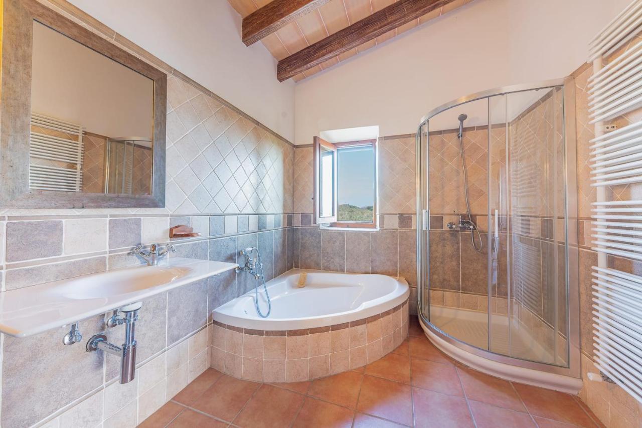Son Huguet Villa